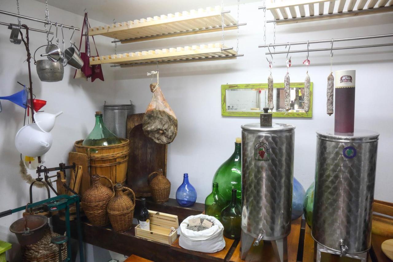 Healthy House Glamping Hotel Koper Ngoại thất bức ảnh