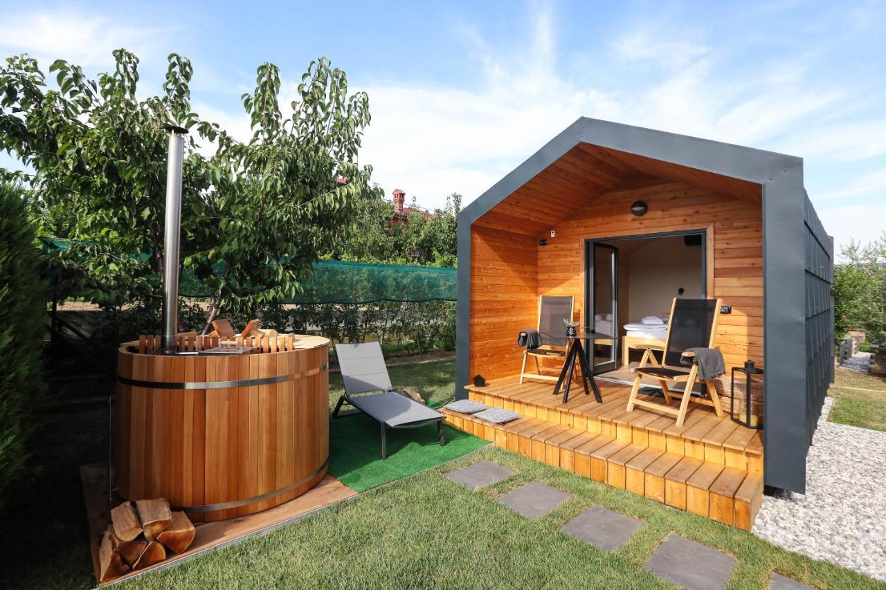 Healthy House Glamping Hotel Koper Ngoại thất bức ảnh