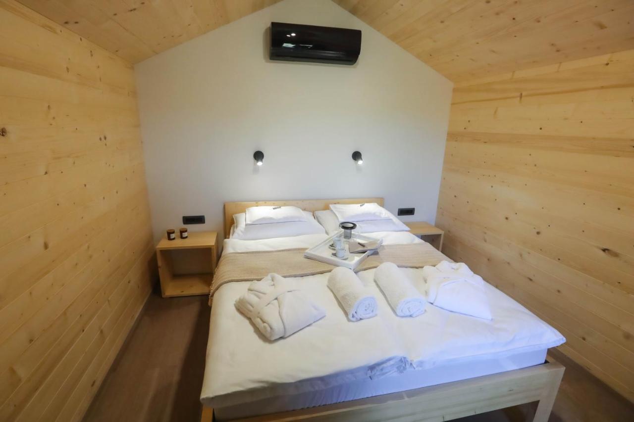 Healthy House Glamping Hotel Koper Ngoại thất bức ảnh